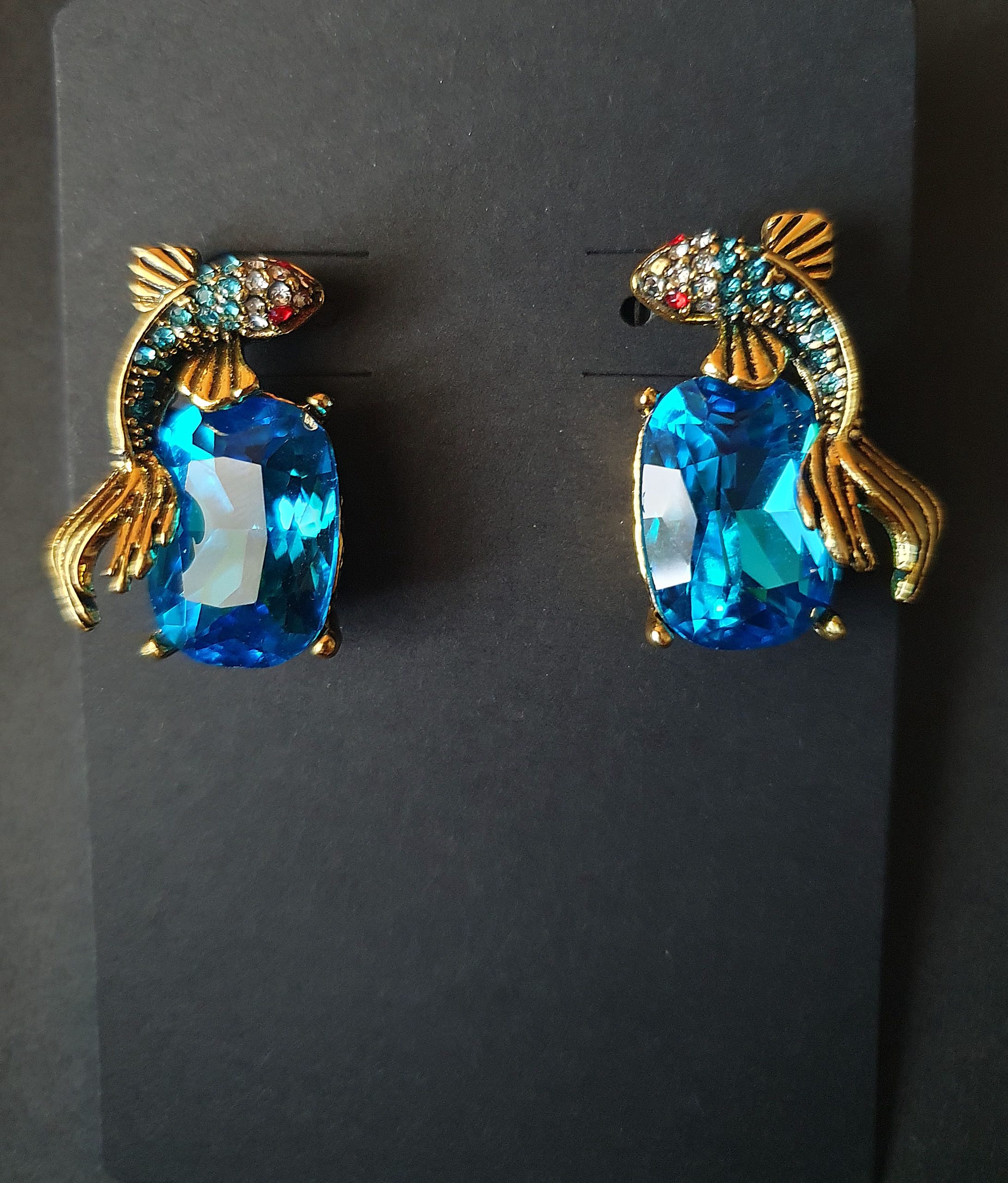 Azure Ocean Jeweled Fish Earrings - Image 3