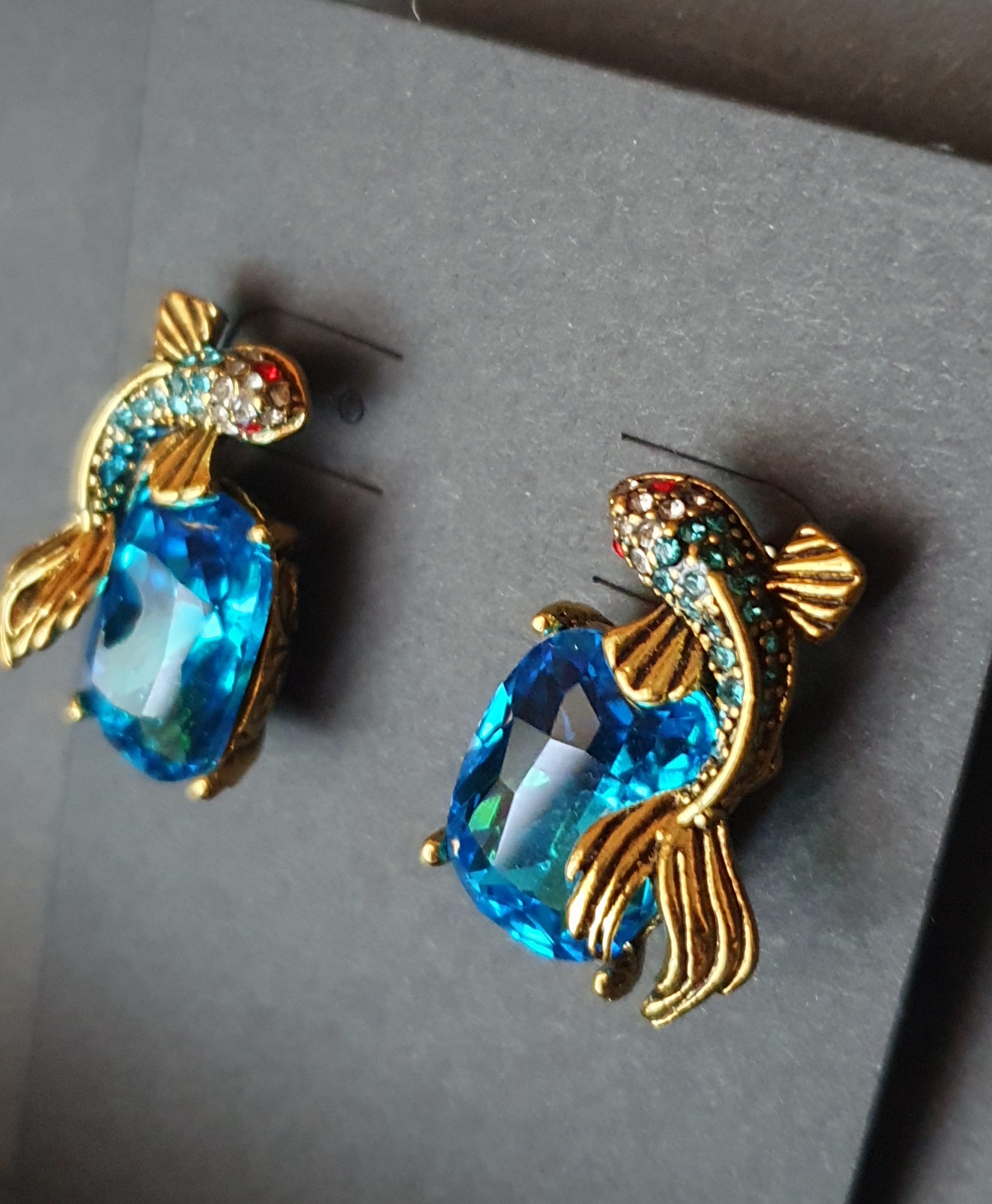 Azure Ocean Jeweled Fish Earrings - Image 4