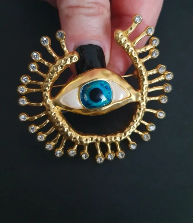 Crystal Protective Eye Gold-Tone Brooch - Image 4