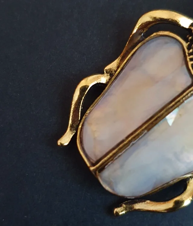White Wing Beetle Crystal Gold-Tone Brooch - Image 3