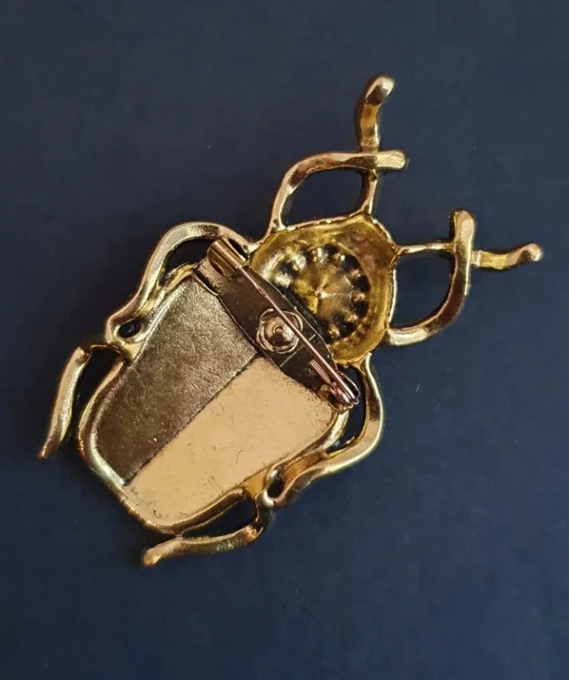 White Wing Beetle Crystal Gold-Tone Brooch - Image 4